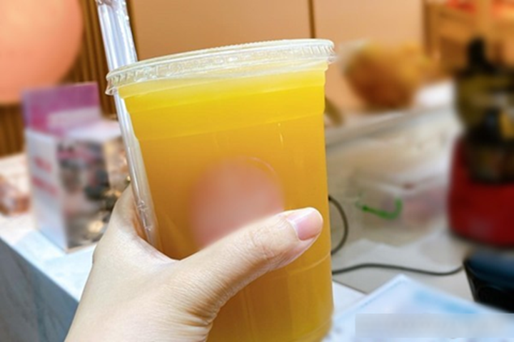 3 loại nước uống nhiều “phá gan” nhưng không ít người nghĩ là lành mạnh, uống mỗi ngày - ảnh 1