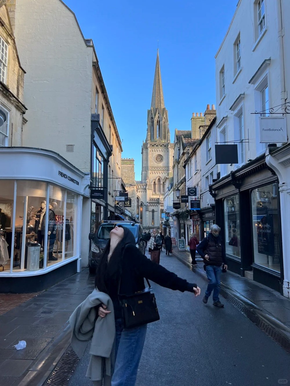 “Vừa làm vừa khóc” và sự thật về cuộc sống du học: Vì sao những “siêu nhân” xứ người lại sợ nhất các cuộc gọi về nhà? - ảnh 2