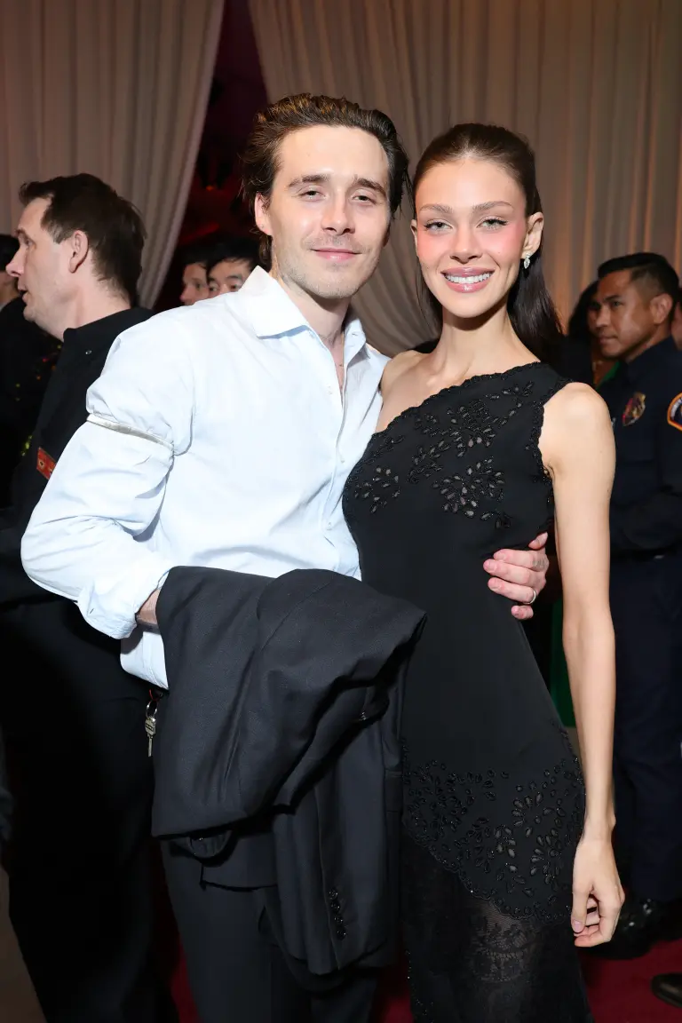 Nhà Beckham buồn vì mối quan hệ đóng băng với Brooklyn, tắt hy vọng hàn gắn trước World Cup - ảnh 2