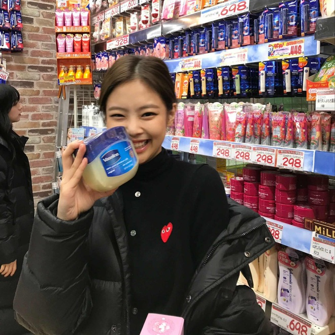 “Tình yêu đời đầu” của Jennie chính thức cho nàng danh phận: Ẩn sạch bài đăng, chỉ follow mình em! - ảnh 8