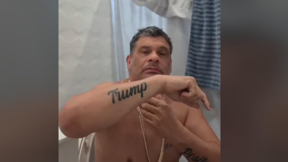 'Fan cứng' gốc Cuba của ông Trump bị Mỹ trục xuất? Thực hư tin đồn đang khiến mạng xã hội 'dậy sóng' - ảnh 2