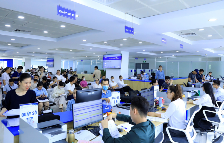 Tin vui: Người dân sẽ được giảm 50% nhiều loại phí dịch vụ đến hết năm 2026 - ảnh 1