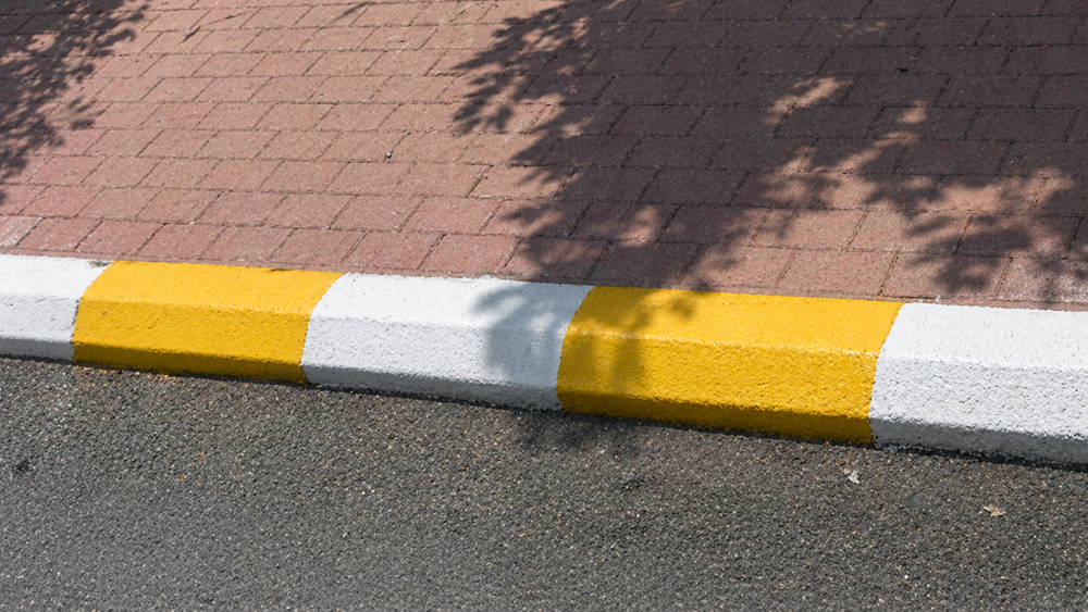 Chú ý: Không có biển cấm nhưng dừng, đỗ ở đây vẫn có thể bị phạt nhiều tiền - ảnh 2