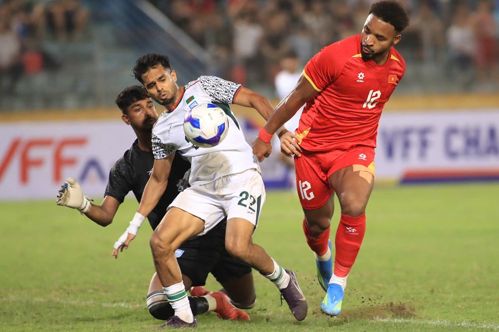 Vì sao FIFA và AFF không thể gộp hai giải ASEAN Cup thành một, buộc phải tổ chức riêng? - ảnh 3