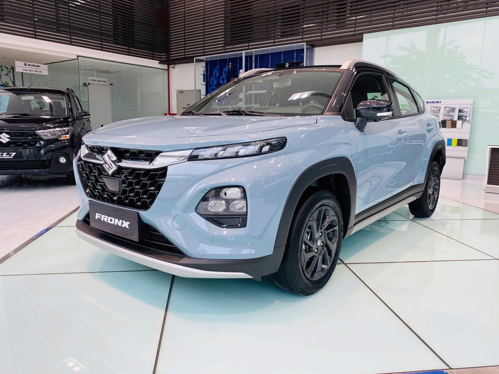 Xe hybrid tiết kiệm xăng của Nhật ưu đãi mạnh, giá chỉ hơn 400 triệu: Áp lực lớn cho KIA, Hyundai? - ảnh 1