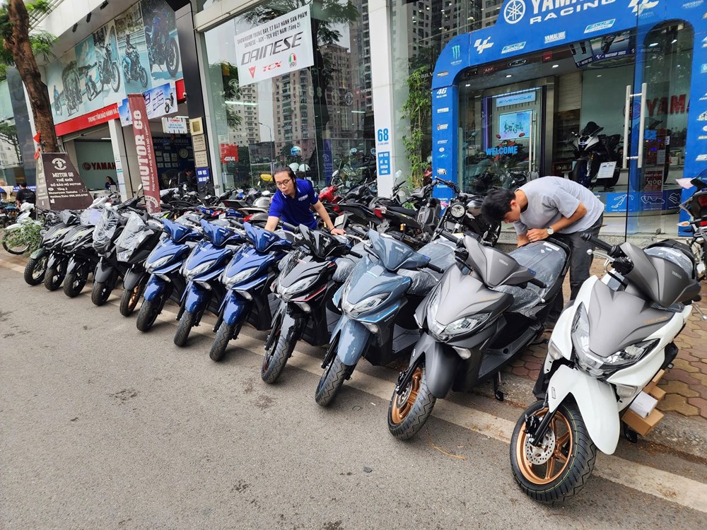Xe tay ga Yamaha hybrid giảm giá mạnh tại đại lý: Xe ăn 1,6L/100km được ưu đãi gần 4 triệu đồng - ảnh 1
