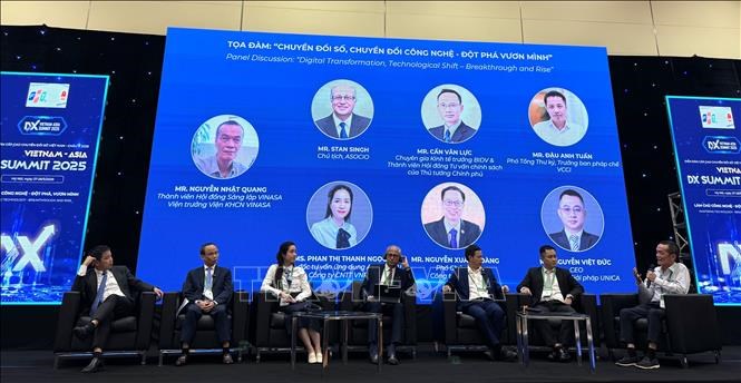 Các đại biểu tại tọa đàm