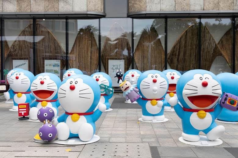 Hàng loạt Doraemon được trưng bày tại Vincom Landmark 81 (TP Hồ Chí Minh) nhân dịp kỷ niệm 45 năm loạt phim điện ảnh Doraemon. Ảnh: CGV