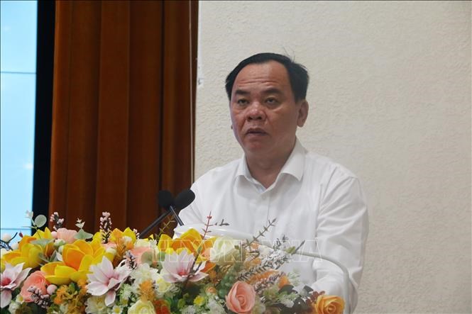 Chủ tịch UBND tỉnh Đồng Nai, ông Võ Tấn Đức, phát biểu tại buổi đối thoại.