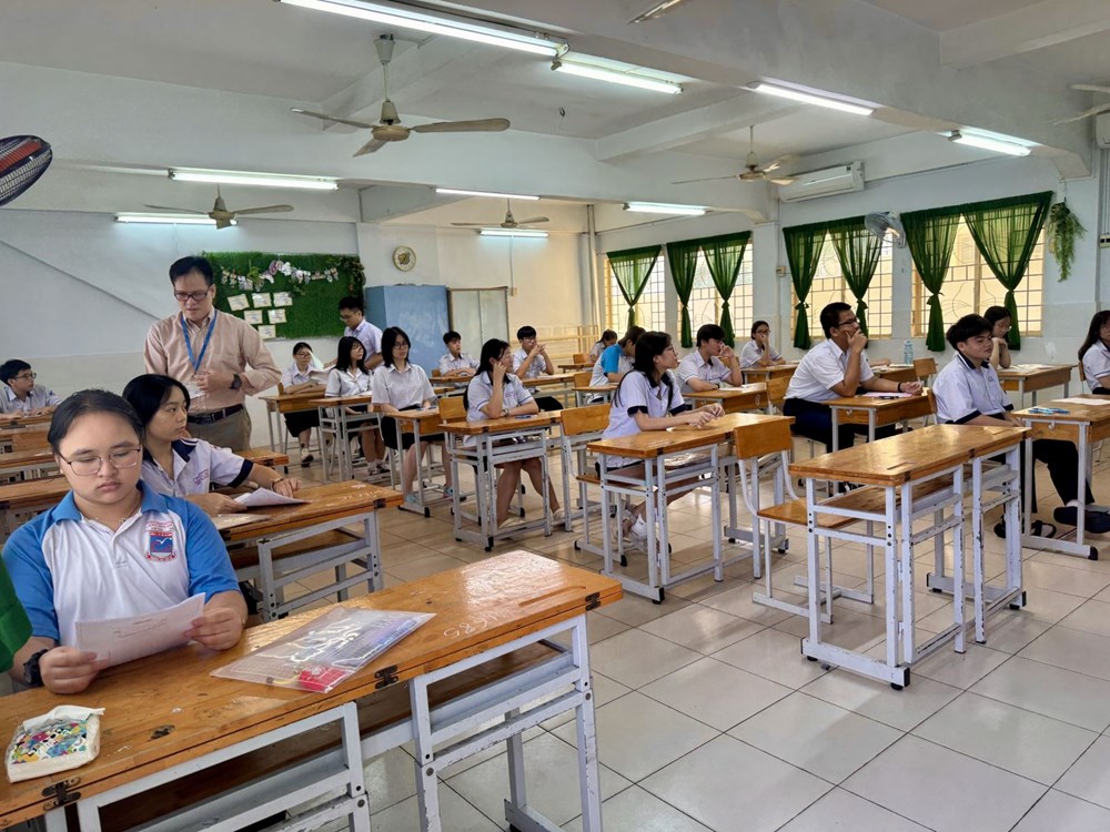Phòng thi Văn tại điểm thi THCS Đồng Khởi sáng 6.6.