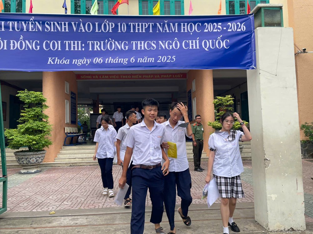 Kỳ thi tuyển sinh vào lớp 10 tại TP Hồ Chí Minh có trên 76.00 thí sinh dự thi.