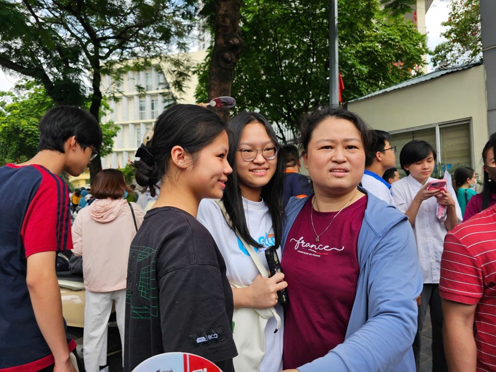 Thí sinh tự tin sau bài thi.