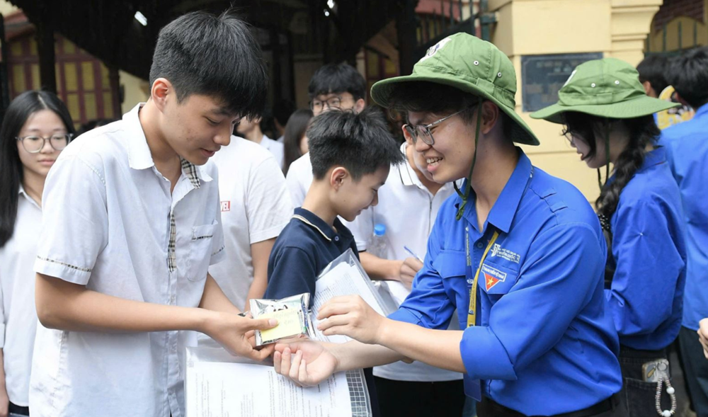 Đổi mới trong đề thi lớp 10 Hà Nội giúp thí sinh ‘gỡ’ tâm trạng lo lắng - ảnh 2