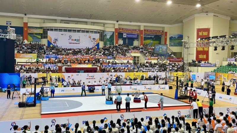 Cuộc thi Sáng tạo Robocon Việt Nam là hoạt động thường niên dành cho sinh viên ngành kỹ thuật các trường đại học, cao đẳng và trung học chuyên nghiệp toàn quốc. <br>