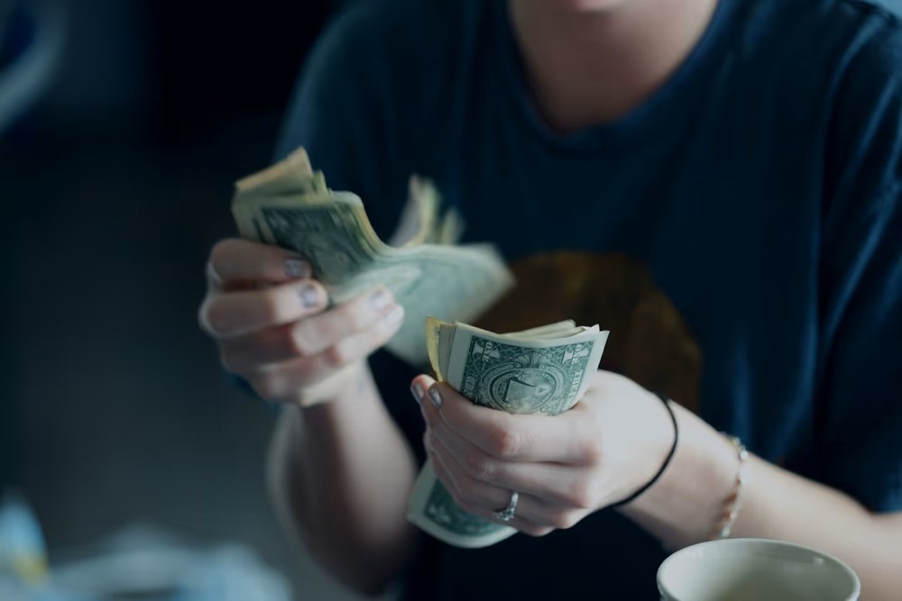 49% số người trưởng thành thuộc thế hệ Z - những người sinh ra từ năm 1997 đến năm 2012 - cảm thấy việc lập kế hoạch cho tương lai là “vô nghĩa”. Ảnh: dailyvoice.com