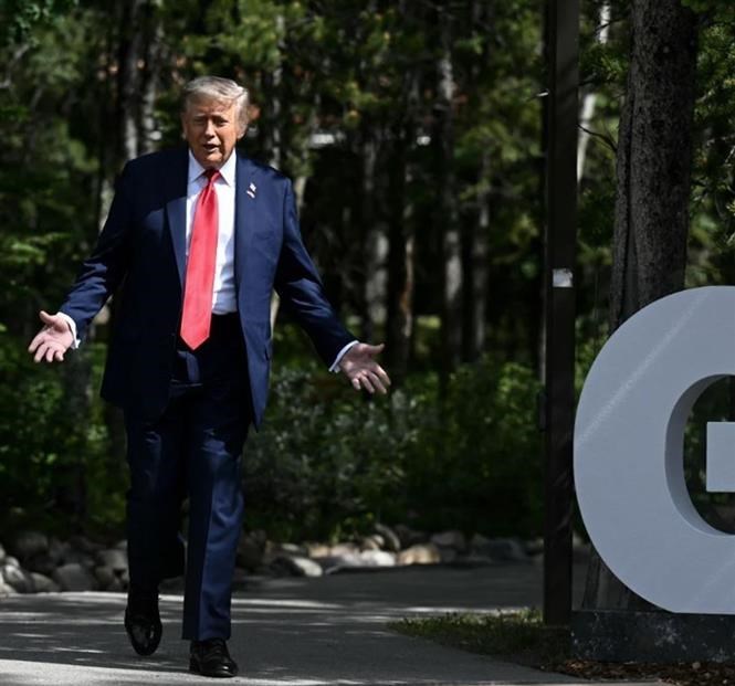 Tổng thống Mỹ Donald Trump tới dự Hội nghị thượng đỉnh G7 ở Alberta, Canada ngày 16.6.2025. Ảnh: RNZ/TTXVN