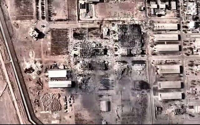 Đoạn phim do IDF công bố, cho thấy hậu quả của các cuộc không kích của Israel vào cơ sở hạt nhân Isfahan của Iran, ngày 21.6.2025. Ảnh: Lực lượng Phòng vệ Israel