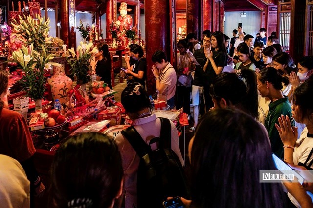 Với hơn 1,16 triệu thí sinh tham gia, đây được đánh giá là cuộc thi có nhiều áp lực, cạnh tranh.