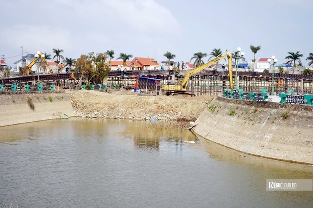 Dự án công viên Đầm Vuông ở quận Đồ Sơn, Tp.Hải Phòng, chậm tiến độ do giá nguyên vật liệu tăng cao (Ảnh: Thái Phan).