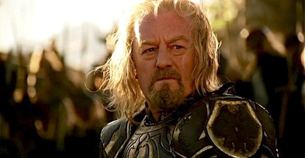 Bernard Hill xuất hiện trong phần 2 của loạt phim điện ảnh Chúa tể những chiếc nhẫn. NEW LINE CINEMA