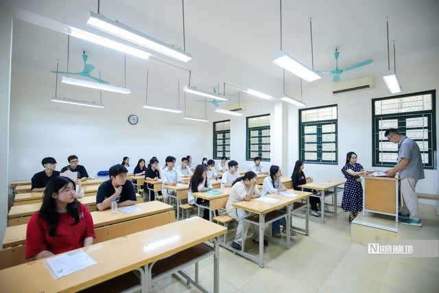 Tổng số thí sinh đến làm thủ tục dự thi trên cả nước là 1.152.336 đạt tỉ lệ 99,16% (Ảnh: Hữu Thắng).