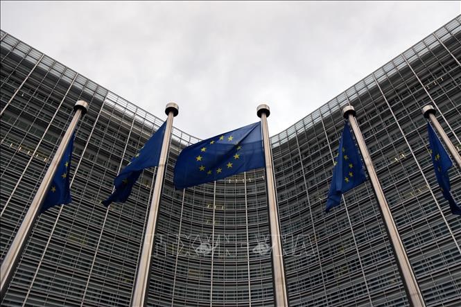 Cờ Liên minh châu Âu tại Brussels, Bỉ. Ảnh: THX/TTXVN