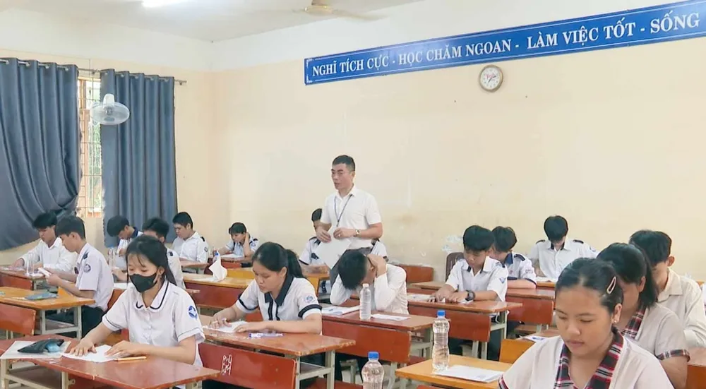 Thí sinh của thị xã Chơn Thành, tỉnh Bình Phước thi tuyển sinh lớp 10 THPT năm học 2025-2026