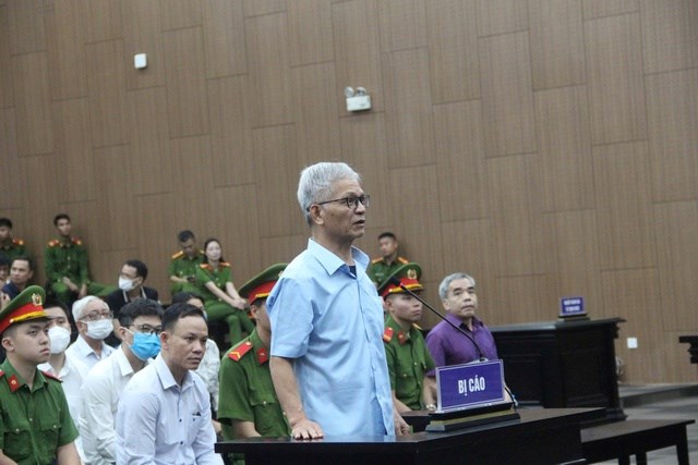 Bị cáo Lê Viết Chữ trước toà.