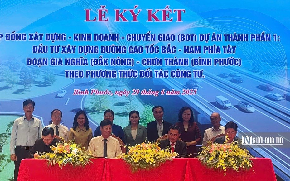 Bình Phước ký kết đầu tư dự án thành phần 1 Cao tốc Gia Nghĩa- Chơn Thành - ảnh 1