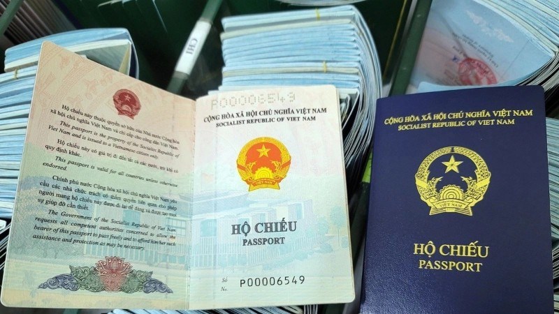 Nhiều quy định mới về nhập/trở lại quốc tịch Việt Nam chính thức được áp dụng từ ngày 1.7.2025. (Ảnh minh họa)
