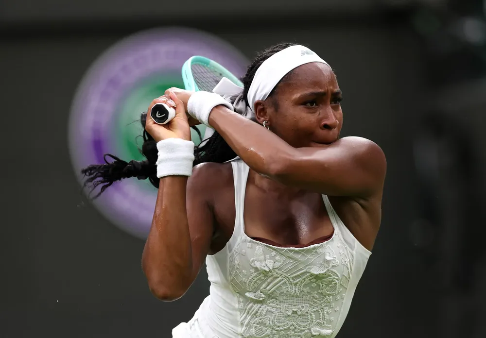 Gauff cũng bị loại từ vòng 1