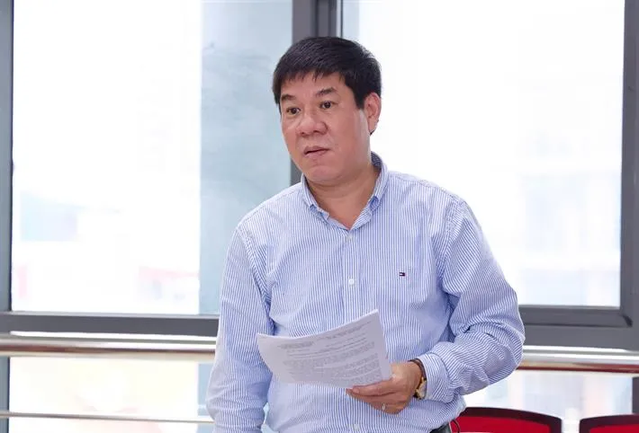 Cục trưởng Cục Quản lý chất lượng Huỳnh Văn Chương trao đổi tại buổi làm việc