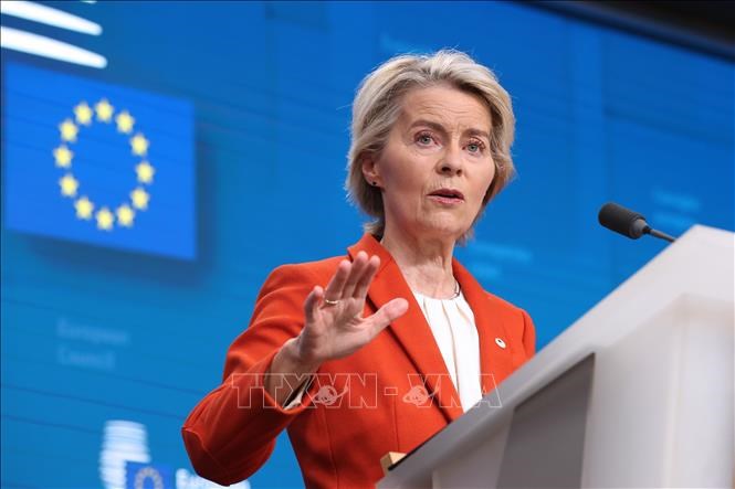 Chủ tịch Ủy ban châu Âu (EC) Ursula von der Leyen. Ảnh: THX/TTXVN