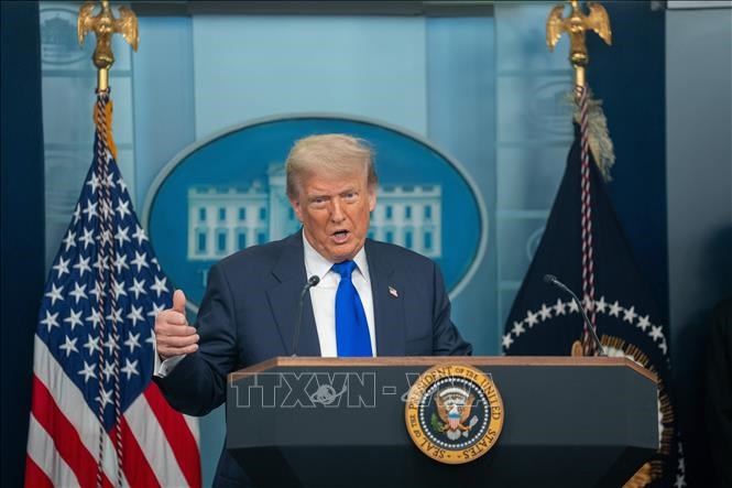 Tổng thống Mỹ Donald Trump phát biểu tại Nhà Trắng ở Washington, D.C. Ảnh: THX/TTXVN
