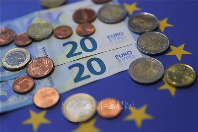 Đồng euro tại Brussels, Bỉ. Ảnh: THX/TTXVN