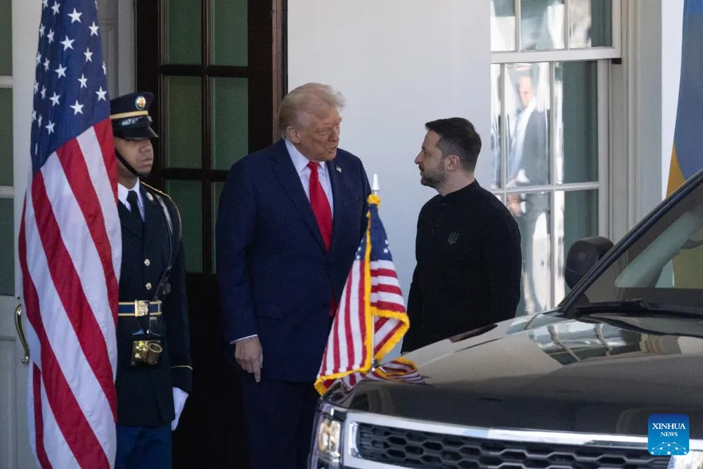 Tổng thống Mỹ Donald Trump và Tổng thống Ukraine Volodymyr Zelensky tại Nhà Trắng vào tháng 2-2025. Ảnh: XINHUA