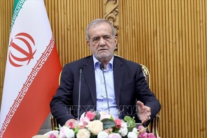 Tổng thống Iran Masoud Pezeshkian. Ảnh: IRNA/TTXVN