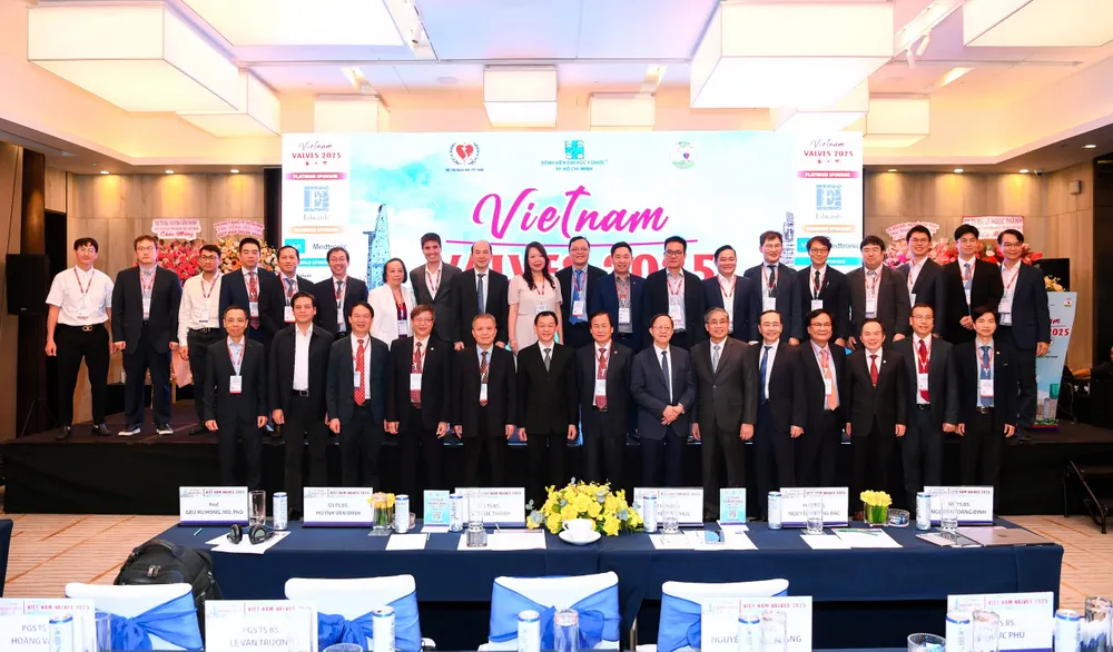 Các đại biểu tham dự