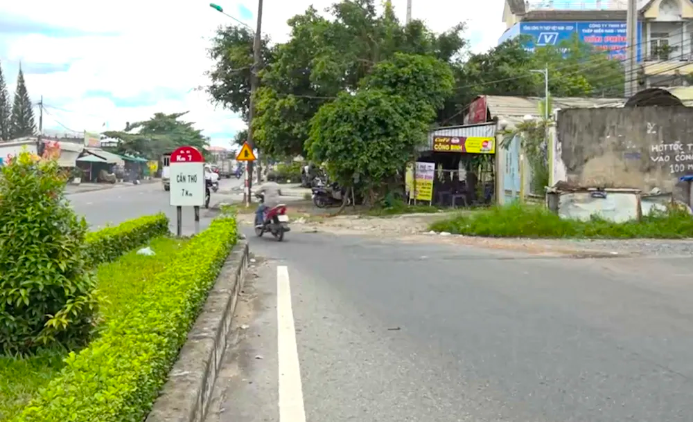 Điểm giao Quốc lộ 91 tại mốc km 7