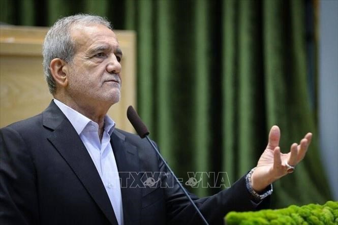 Tổng thống Iran Masoud Pezeshkian phát biểu tại Tehran. Ảnh tư liệu: IRNA/TTXVN