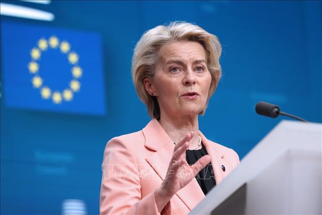 Chủ tịch Ủy ban châu Âu (EC) Ursula von der Leyen. Ảnh: THX/TTXVN