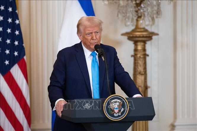 Tổng thống Mỹ Donald Trump phát biểu tại Nhà Trắng. Ảnh: THX/TTXVN
