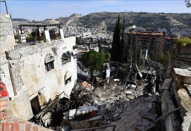 Tòa nhà bị phá hủy sau cuộc không kích của Israel tại Damascus, Syria. Ảnh tư liệu: THX/TTXVN