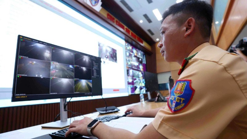 Trung tâm hoạt động 24/7.
