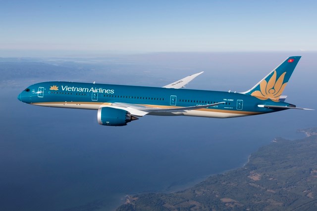 Vietnam Airlines phải điều chỉnh kế hoạch bay vì bão Wipha.