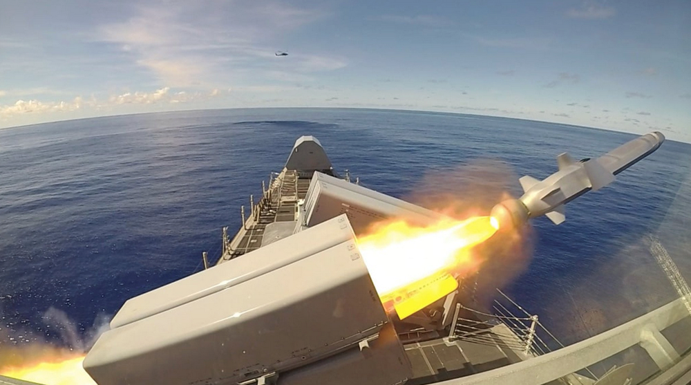Tên lửa NSM được phóng từ một tàu chiến. Ảnh: General Dynamics