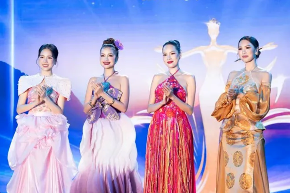 4 hoa hậu đảm nhiệm vai trò huấn luyện viên. Ảnh: Ban tổ chức