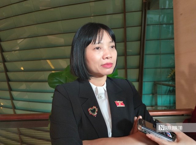 ĐBQH Nguyễn Thị Việt Nga - Phó Trưởng Đoàn ĐBQH chuyên trách Thành phố Hải Phòng, Ủy viên Ủy ban Văn hóa và Xã hội của Quốc hội.
