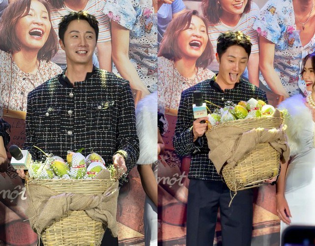 Quà Việt Nam của Jung Il Woo là giỏ xoài chín mọng.