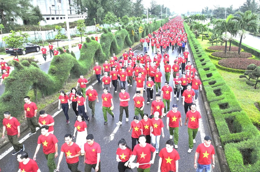 Quảng Trị sôi động với chương trình “Cùng Việt Nam tiến bước” - ảnh 1